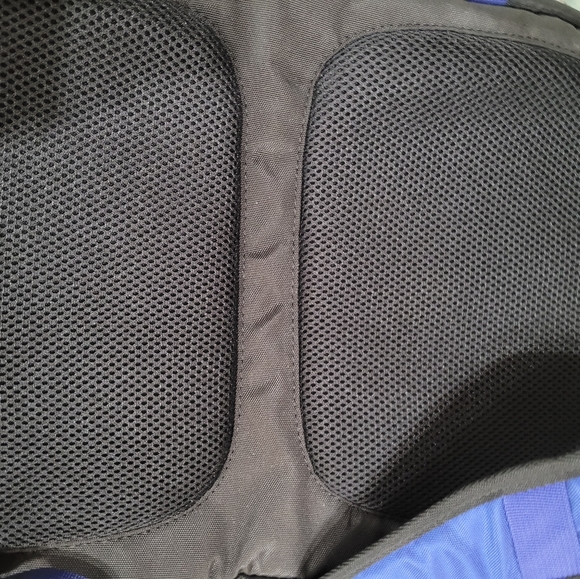 New Staples Accordion Backpack - Picture 4 of 7